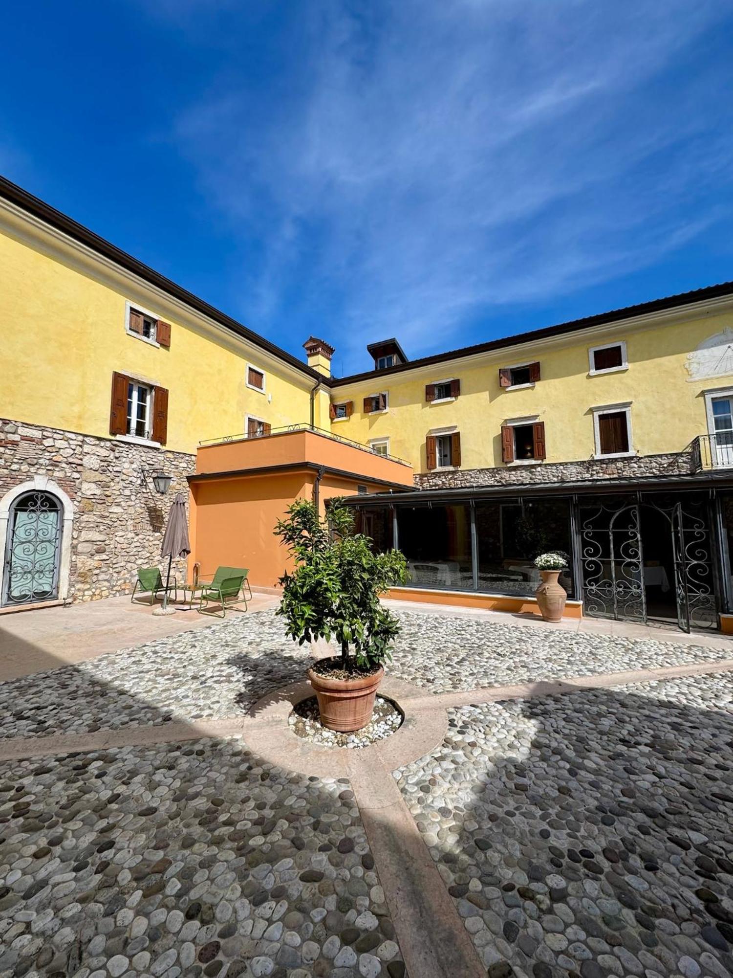 Corte Impero Hotel & Restaurant Affi Kültér fotó