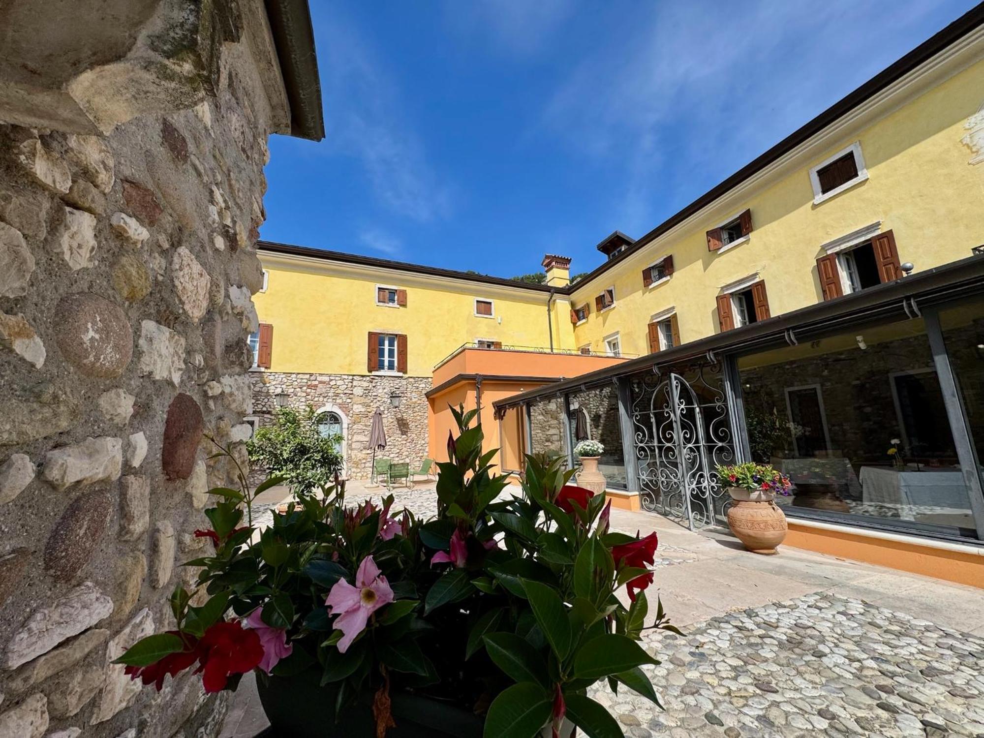 Corte Impero Hotel & Restaurant Affi Kültér fotó