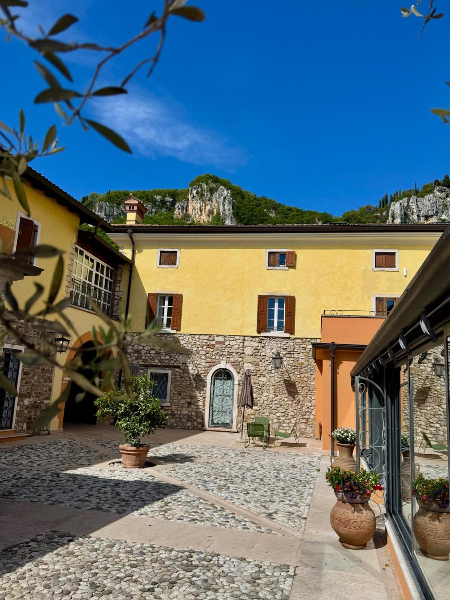 Corte Impero Hotel & Restaurant Affi Kültér fotó