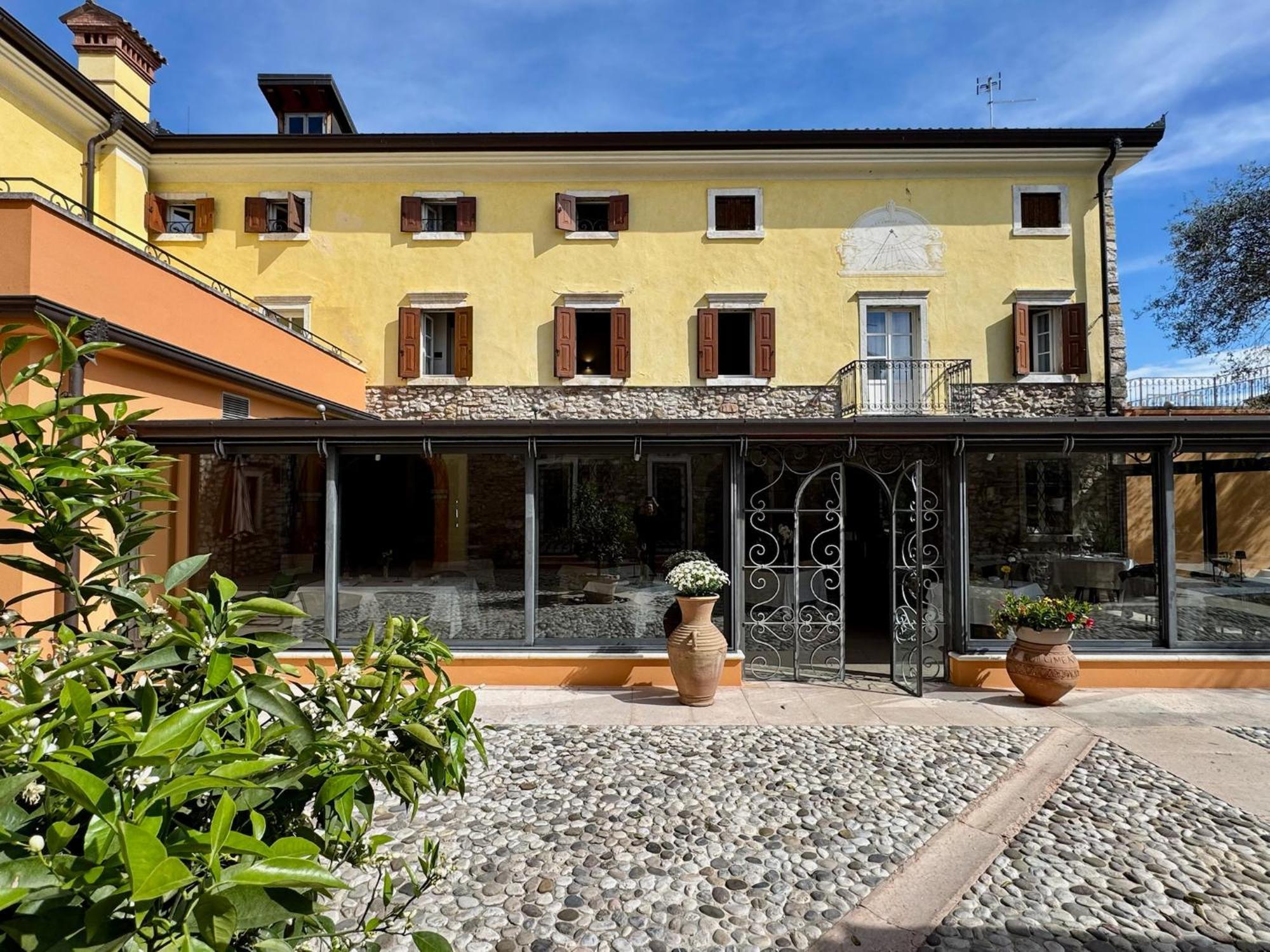 Corte Impero Hotel & Restaurant Affi Kültér fotó