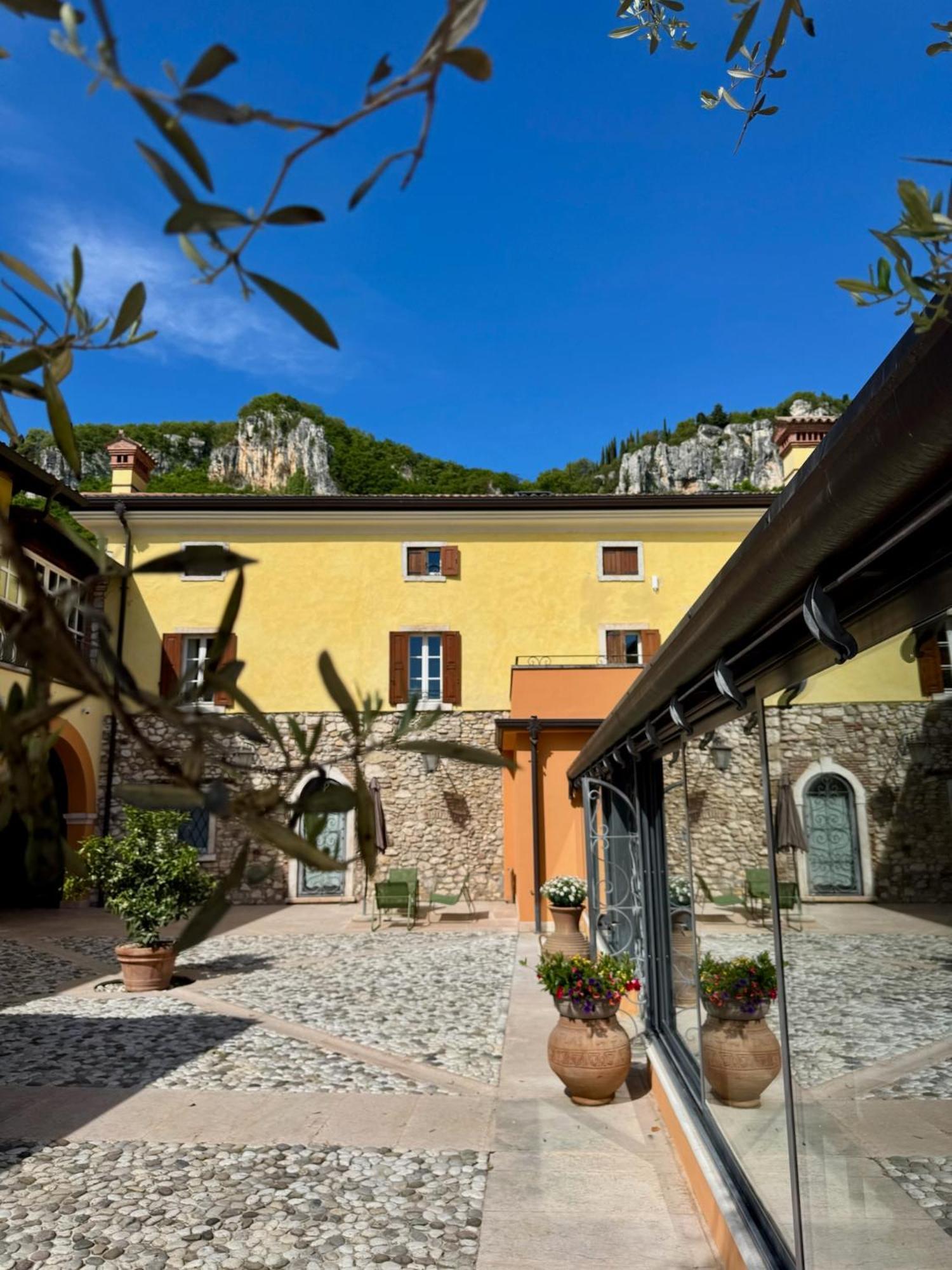 Corte Impero Hotel & Restaurant Affi Kültér fotó